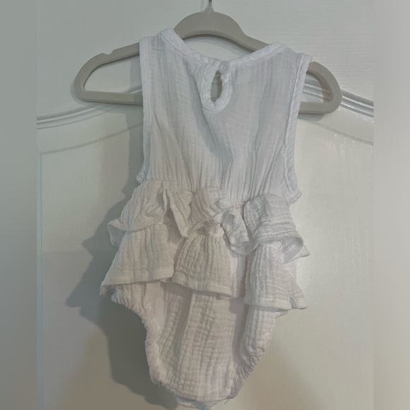 White Romper with Ruffles - Picture 4 of 4